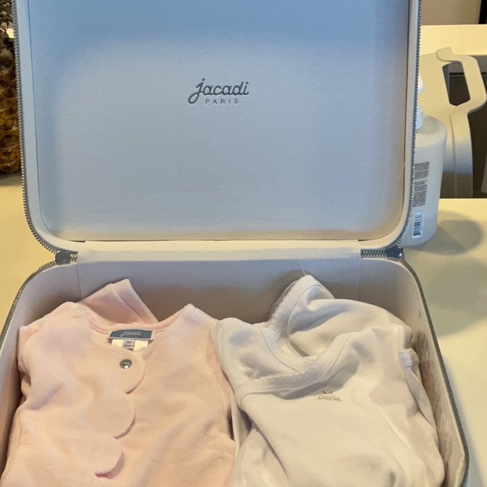 New Jacadi cotton suitcase with velvet onesie and two bodysuits